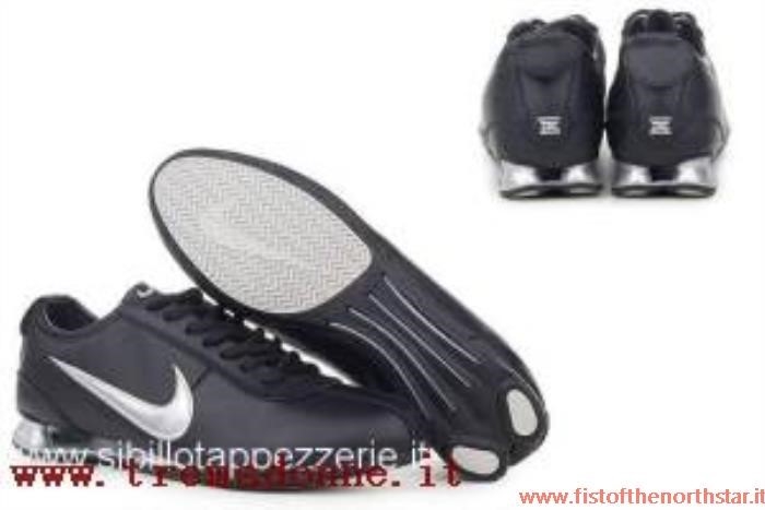 Nike Shox Pelle Nera