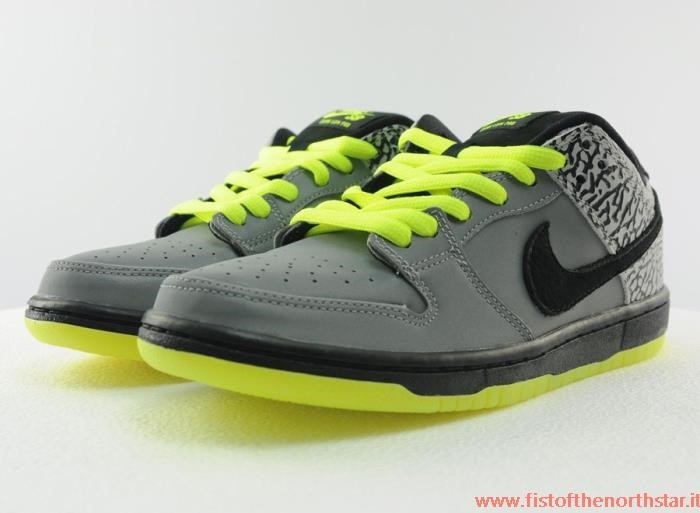 Nike Sb Dunk Low Premium Qs Dj Clark Kent 112