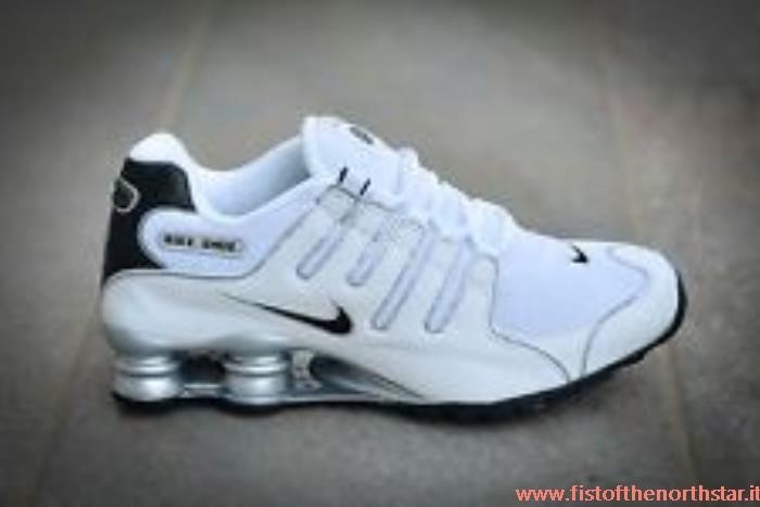 Nike Shox Nz Eu - Sneakers Basse - Grigio
